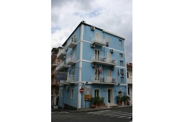 Italia Hotel Giardini Naxos, Exterior